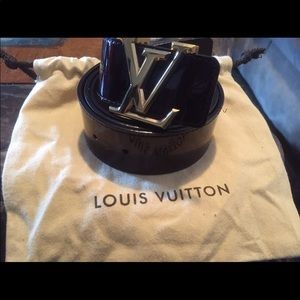 Louis Vuitton belt authentic burgundy